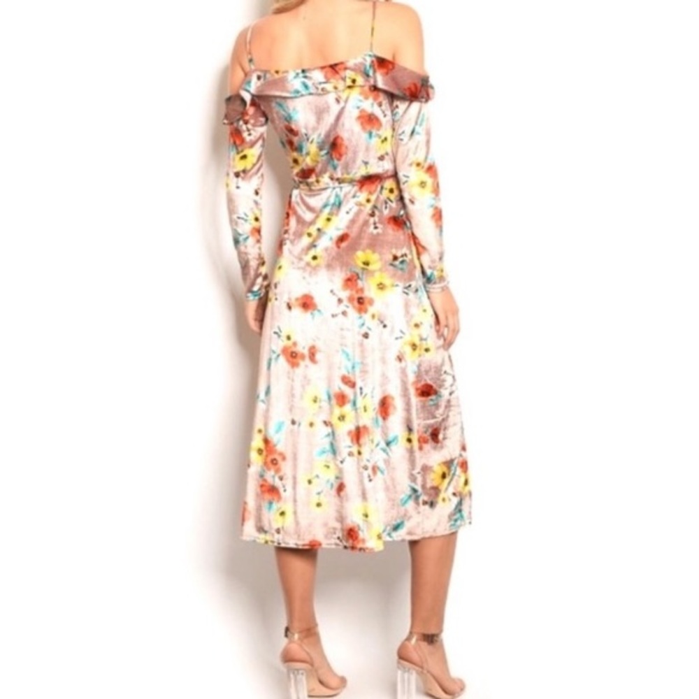 ✨HP✨NEW LUSCIOUS VELVET FLORAL COLD SHOULDER SLIP WRAP DRESS✨LONG SLEEVE‎ - Picture 9 of 10